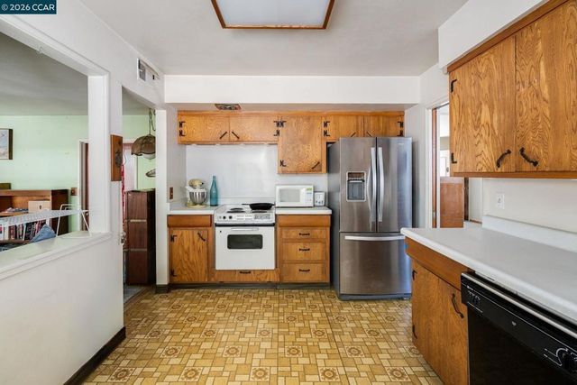5613 Likins Ave, Martinez, CA 94553