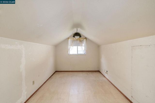 5613 Likins Ave, Martinez, CA 94553
