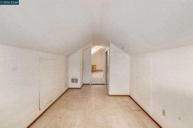 5613 Likins Ave, Martinez, CA 94553