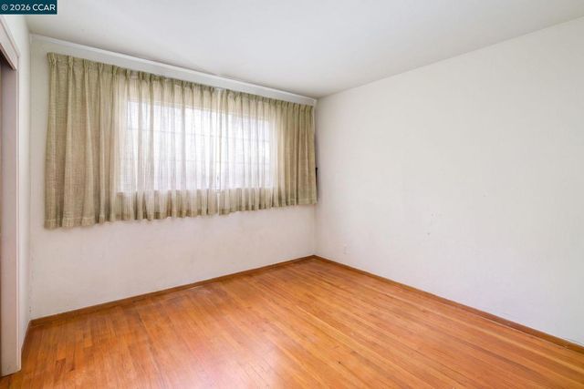 5613 Likins Ave, Martinez, CA 94553