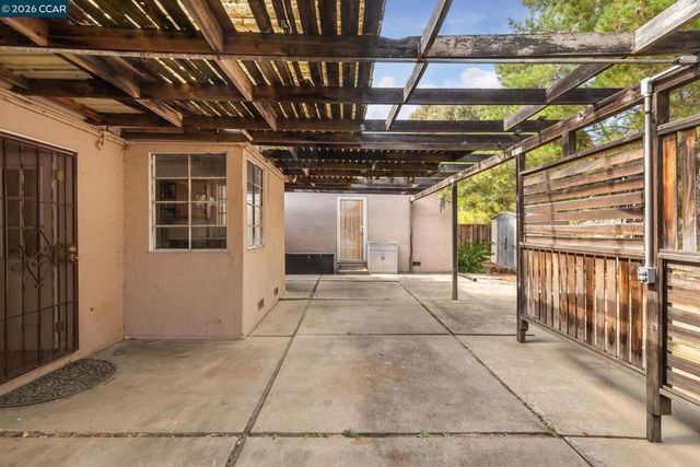 5613 Likins Ave, Martinez, CA 94553