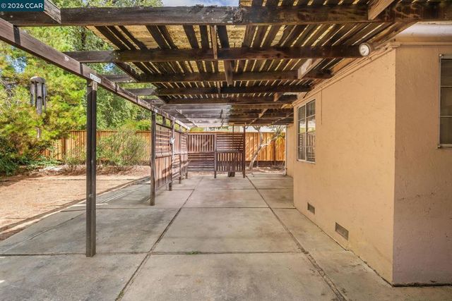 5613 Likins Ave, Martinez, CA 94553