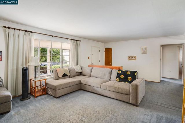 5613 Likins Ave, Martinez, CA 94553