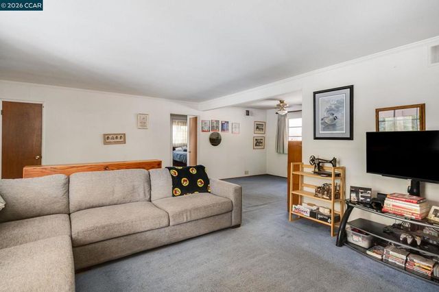 5613 Likins Ave, Martinez, CA 94553