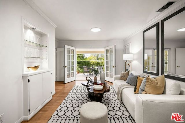 10537 Rountree Road, Los Angeles, CA 90064