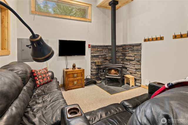 371 Eastgate Road, Cle Elum, WA 98922