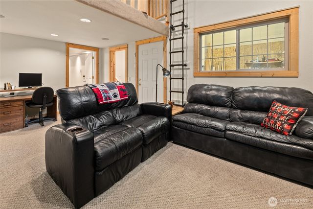 371 Eastgate Road, Cle Elum, WA 98922