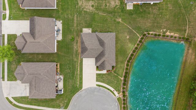 89 W Heritage Drive, Chickamauga, GA 30707