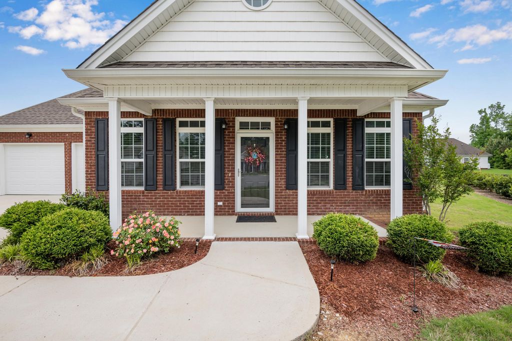 89 W Heritage Drive, Chickamauga, GA 30707