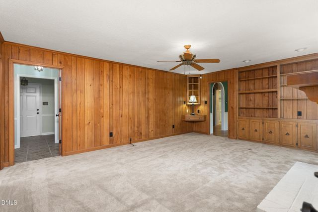 4014 Forest Oaks Lane, Mebane, NC 27302