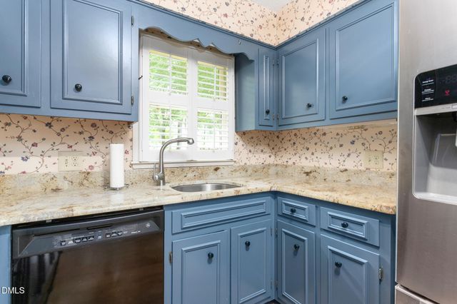 4014 Forest Oaks Lane, Mebane, NC 27302