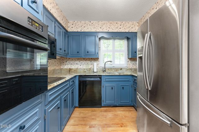 4014 Forest Oaks Lane, Mebane, NC 27302