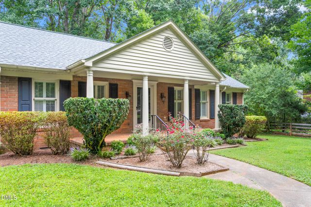 4014 Forest Oaks Lane, Mebane, NC 27302