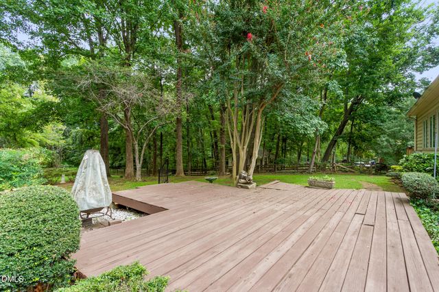 4014 Forest Oaks Lane, Mebane, NC 27302