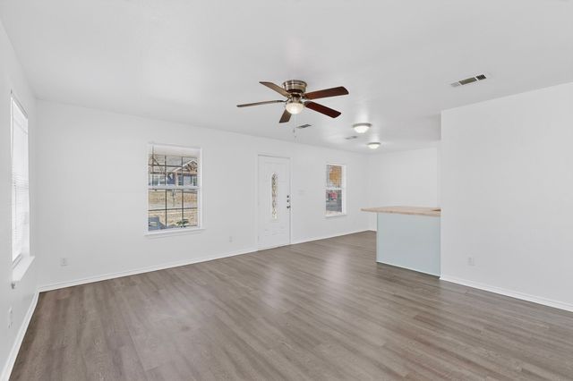 604 S Maxey Street, Sherman, TX 75090