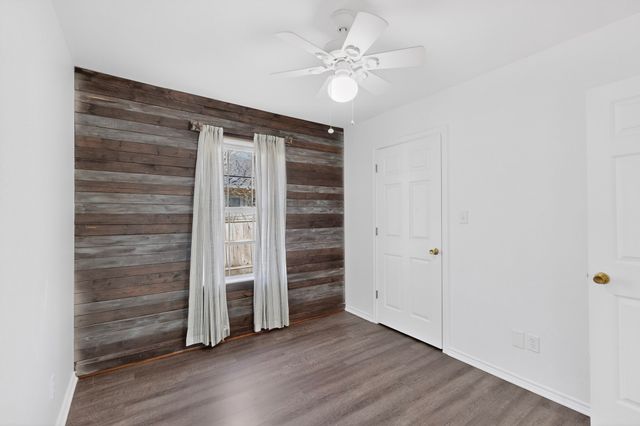 604 S Maxey Street, Sherman, TX 75090