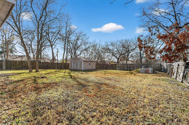 604 S Maxey Street, Sherman, TX 75090