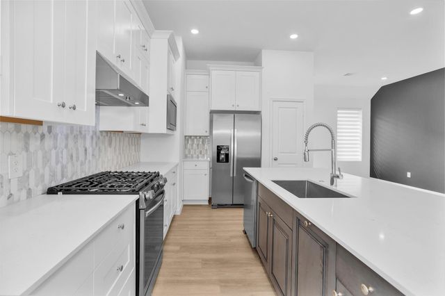 15619 Rising Wren Court, Conroe, TX 77302