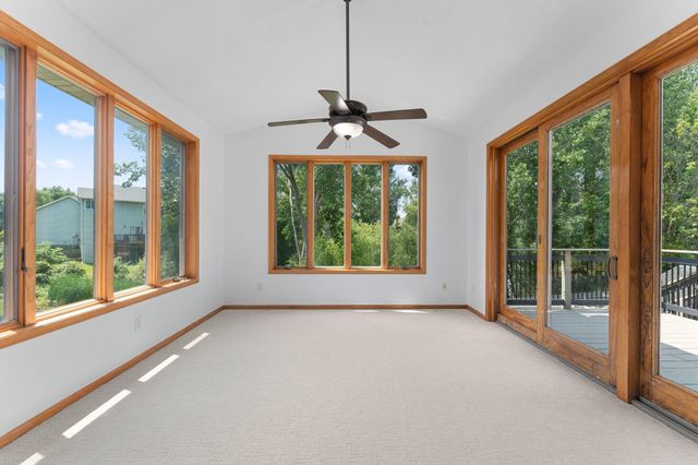 6172 104th Circle N, Brooklyn Park, MN 55443
