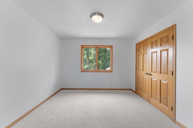 6172 104th Circle N, Brooklyn Park, MN 55443