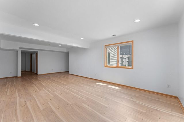 6172 104th Circle N, Brooklyn Park, MN 55443