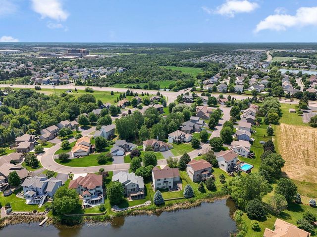 6172 104th Circle N, Brooklyn Park, MN 55443