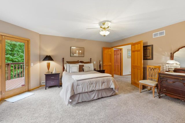 7692 Schiller COURT, Verona, WI 53593