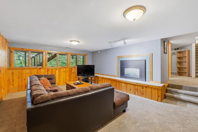 7692 Schiller COURT, Verona, WI 53593