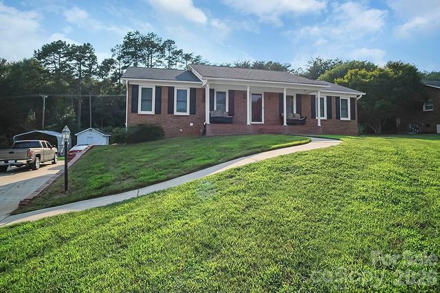 1950 BROWNSTONE Court, Gastonia, NC 28054