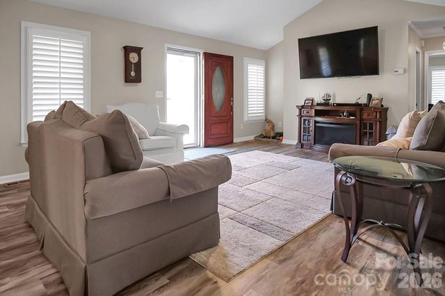 1950 BROWNSTONE Court, Gastonia, NC 28054