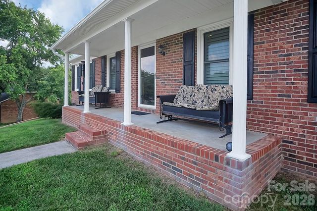 1950 BROWNSTONE Court, Gastonia, NC 28054