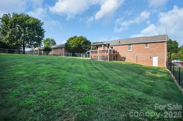 1950 BROWNSTONE Court, Gastonia, NC 28054