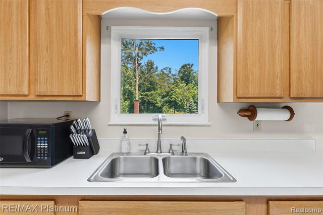 8370 W Rolston Road, Linden, MI 48451