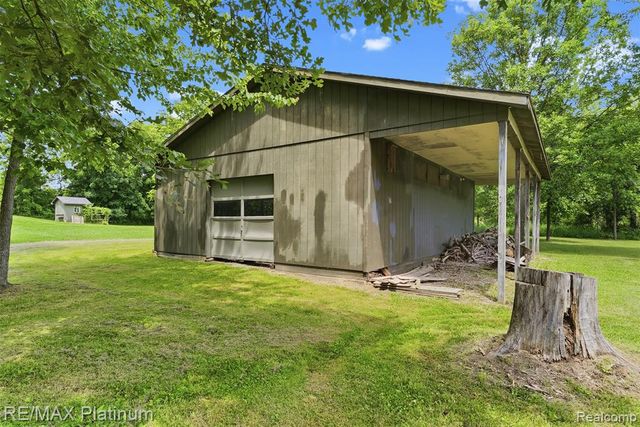 8370 W Rolston Road, Linden, MI 48451