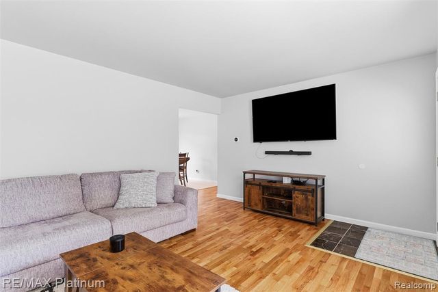 8370 W Rolston Road, Linden, MI 48451