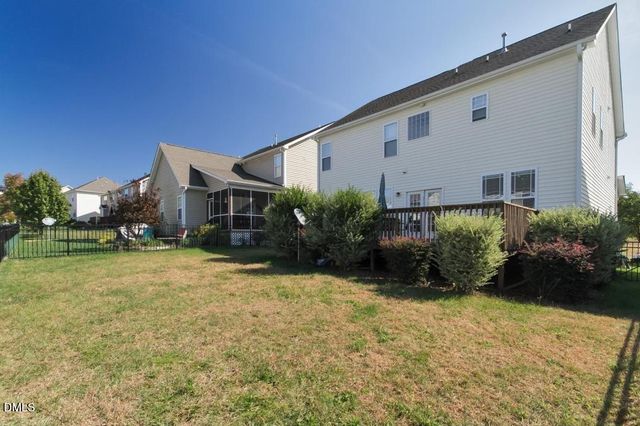 2043 Sinclair Trace, Burlington, NC 27215