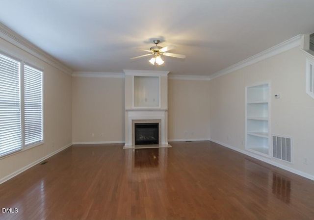 2043 Sinclair Trace, Burlington, NC 27215