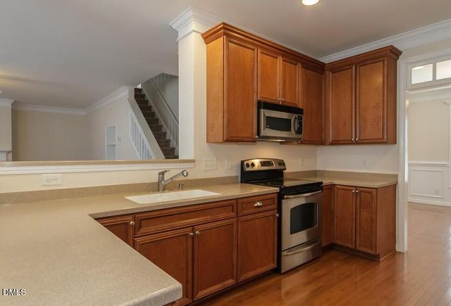 2043 Sinclair Trace, Burlington, NC 27215