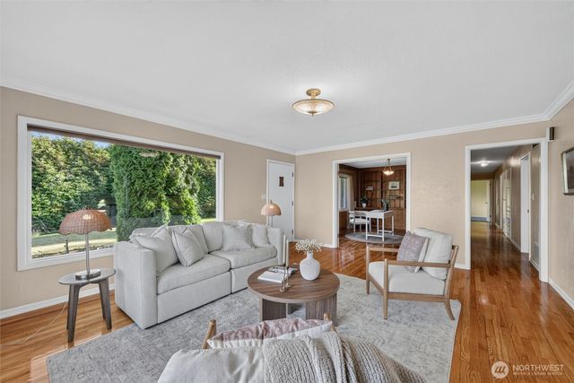 354 W Badger Road, Lynden, WA 98264