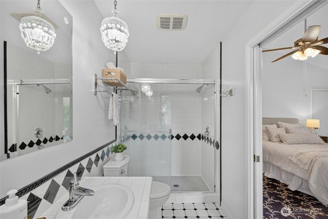 354 W Badger Road, Lynden, WA 98264