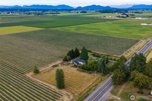 354 W Badger Road, Lynden, WA 98264