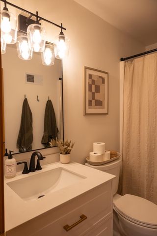 204 Clary Street W, Worthington, MN 56187