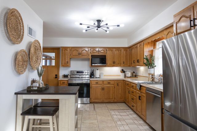 204 Clary Street W, Worthington, MN 56187