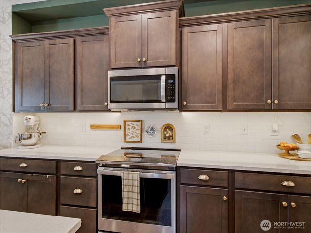 507 B Minnesota Street N, Rainier, WA 98576