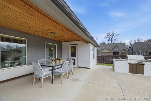 2601 W Albuquerque Street, Broken Arrow, OK 74011