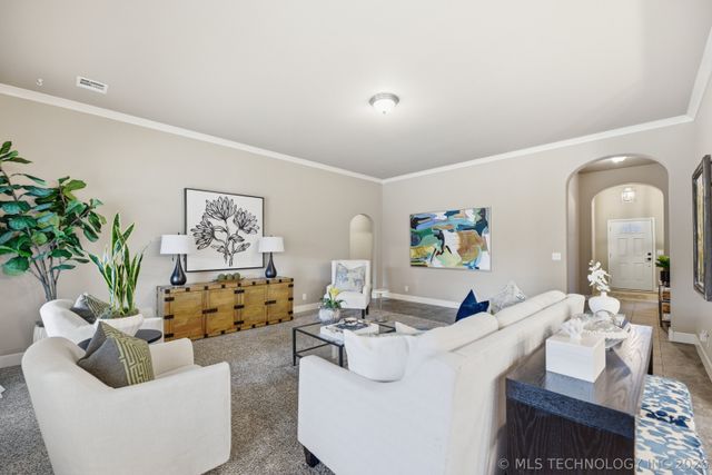 2601 W Albuquerque Street, Broken Arrow, OK 74011