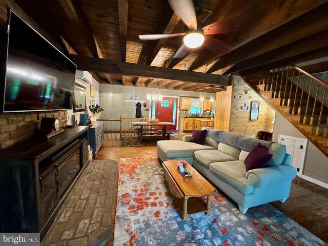 285 HUSSON RD, Felton, PA 17322