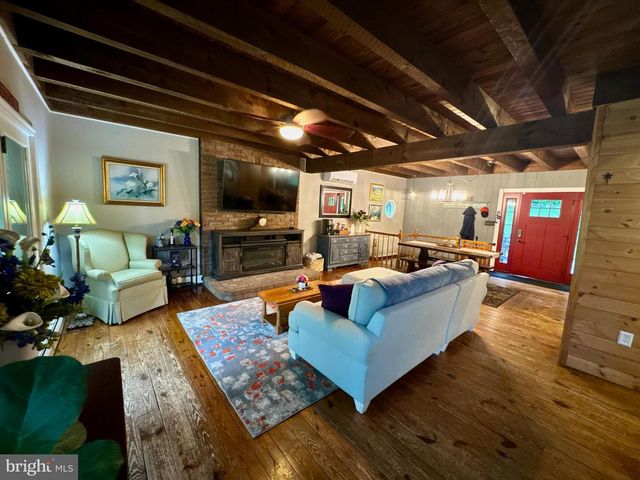 285 HUSSON RD, Felton, PA 17322