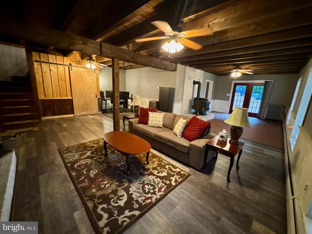 285 HUSSON RD, Felton, PA 17322