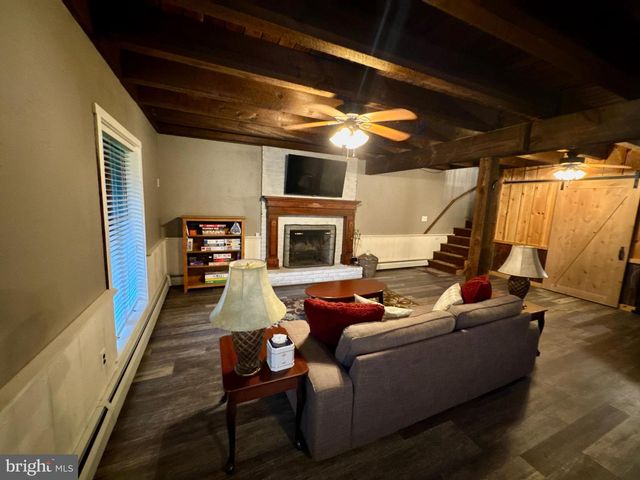 285 HUSSON RD, Felton, PA 17322